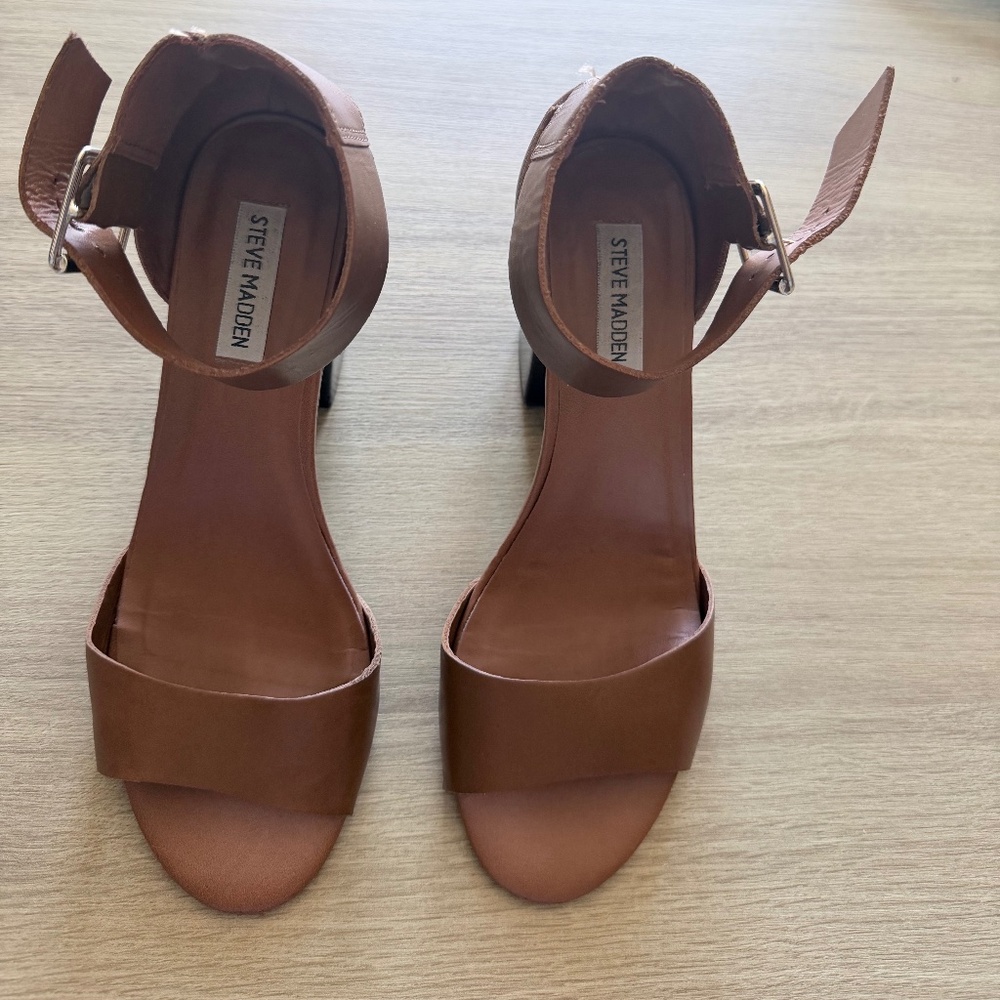 Steve Madden block heels Size 8